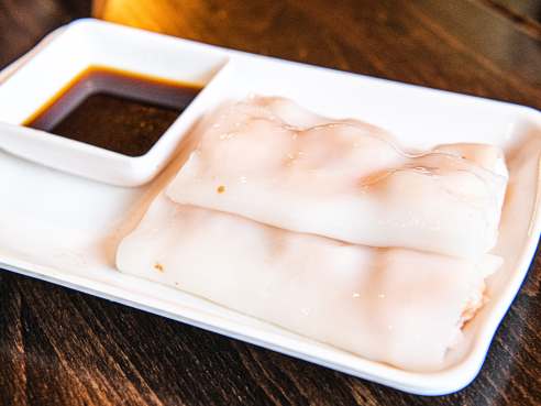 Hong Kong restaurant by Aleksandra Boruch