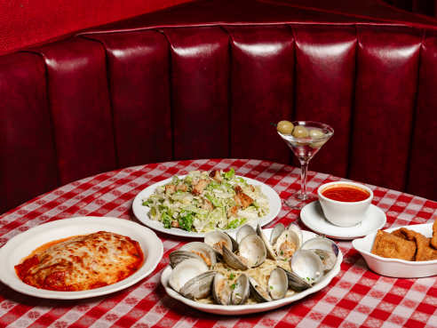 Dan Tana's by Jessie Clapp