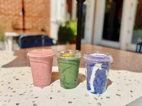 The Hive Superfood Eats & Organic Cafe - Santa Monica by Cathy Park