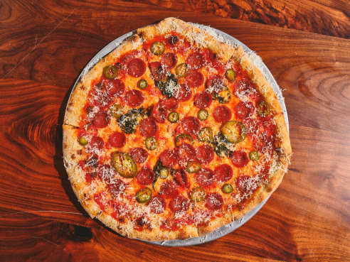 Wallflour Pizza by Arturo Oliva Pedroza