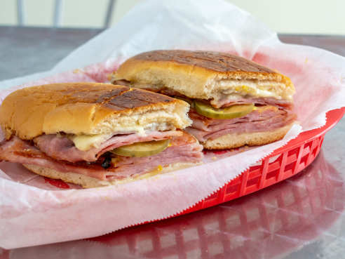 Enriqueta's Sandwich Shop by @TheInfatuation