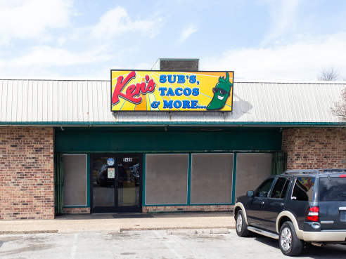 Ken's Tacos by Raphael Brion