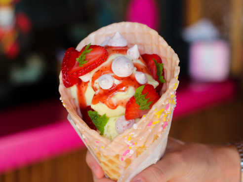 dipdipdip Ice Cream by Holly Dirks