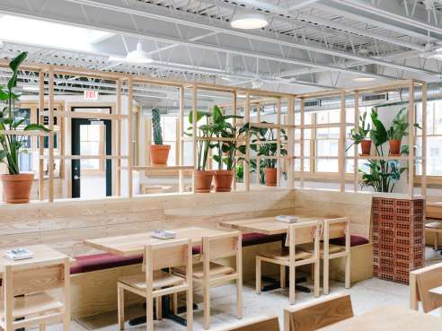 Lonesome Rose (Logan Square) by @TheInfatuation