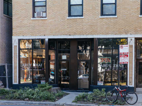 Aroy Thai Chicago by @TheInfatuation