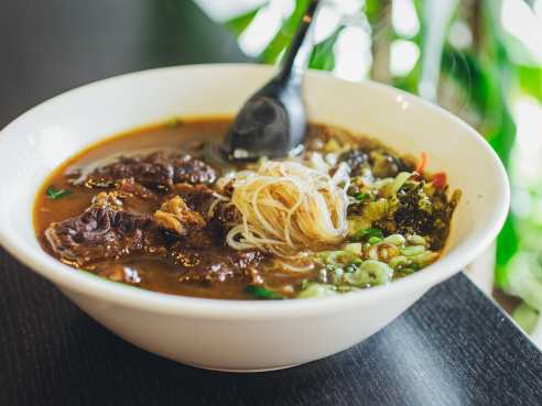 Golden Leaf Restaurant by @TheInfatuation