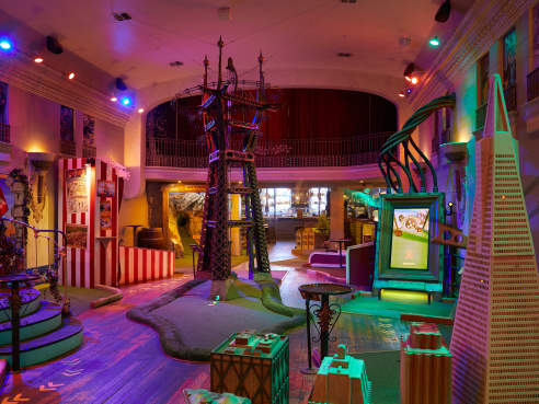 Urban Putt by @TheInfatuation