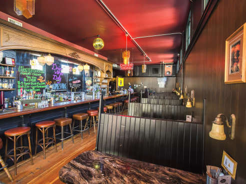 Dino's Tomato Pie by @TheInfatuation