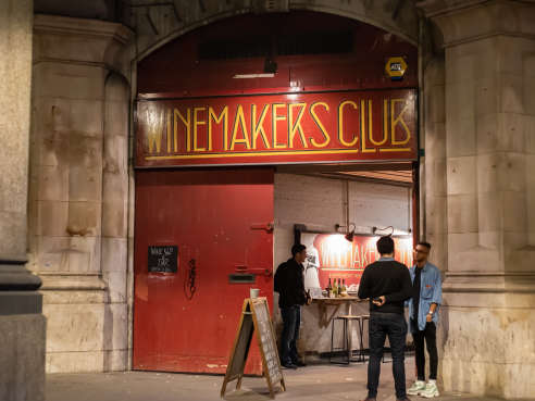 The Winemakers Club by Giulia Verdinelli