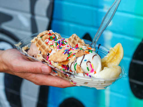 Amy's Ice Creams by Holly Dirks