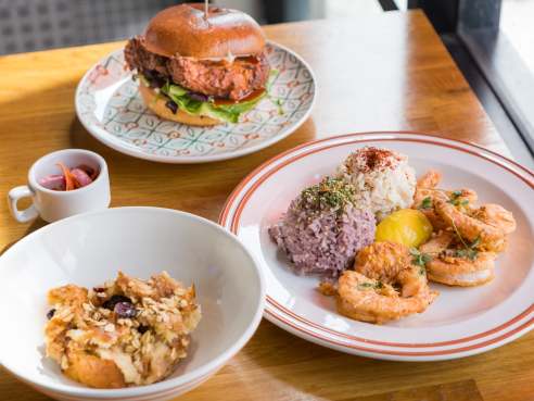 BROKEN MOUTH | Lee's Homestyle by Jakob Layman