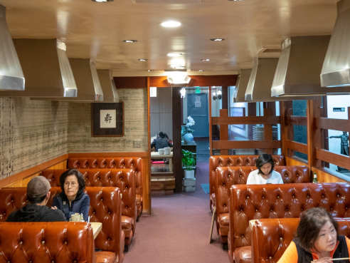 Dong Il Jang Restaurant by Jakob Layman