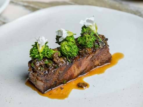 Gwen by Jakob Layman