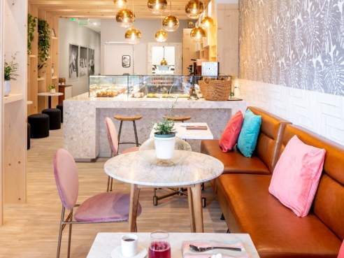 L'Artisane Bakery & Bistro by Juan Dávila