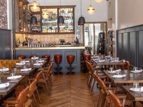 Maestro Restaurant by Jakob Layman