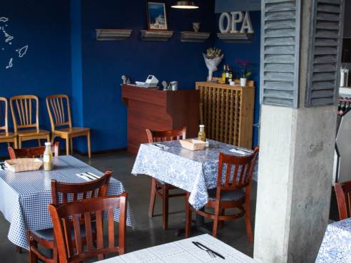 Niko's Gyros Beacon Hill by Infatuation - Reviews