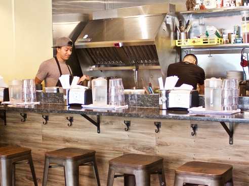 Oisa Ramen by Tina Picz