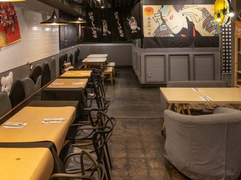 Tokyo Hamburg by Jakob Layman