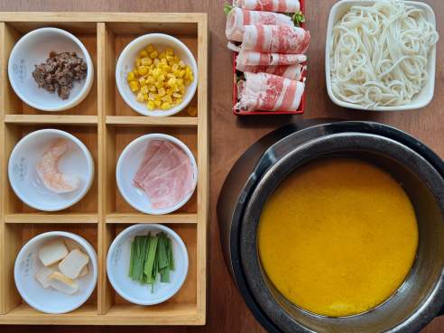 Ten Seconds Yunnan Rice Noodle by Ten Seconds Yunnan Rice Noodle