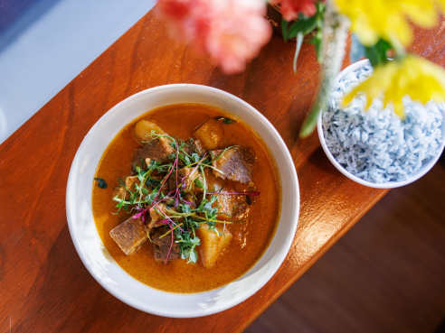 Baan Mae by Andrew Noh