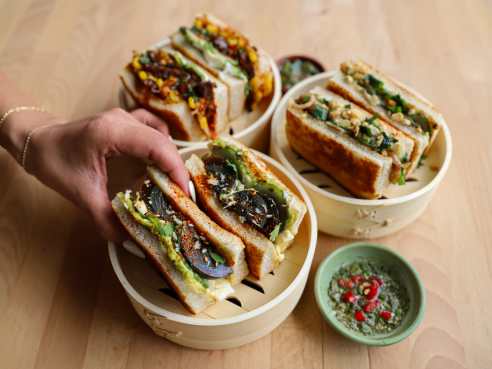 Vuji Cafe & Catering by Xay Vonxay