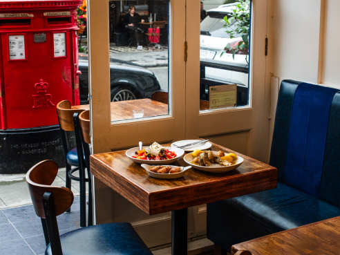 Ammos Hyde Park by Aleksandra Boruch