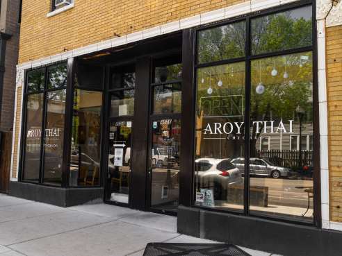 Aroy Thai Chicago by Kim Kovacik
