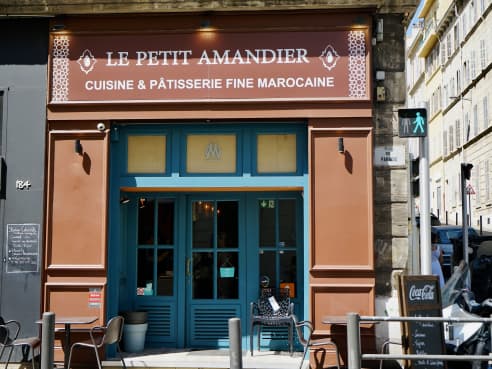 Le Petit Amandier by Eric Foucher