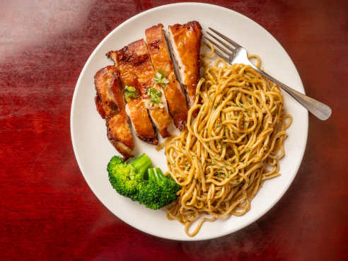 Bac Lieu Restaurant by Carly Hackbarth