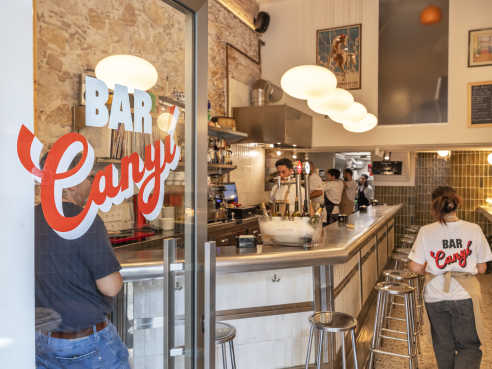 Bar Canyí by Sara Larsson