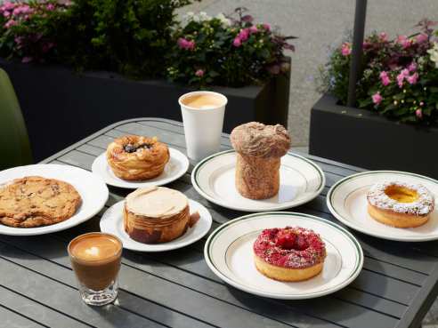 Cafe Beatrice by Linda Campos