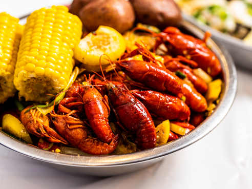 Cajun Kitchen by Richard Casteel