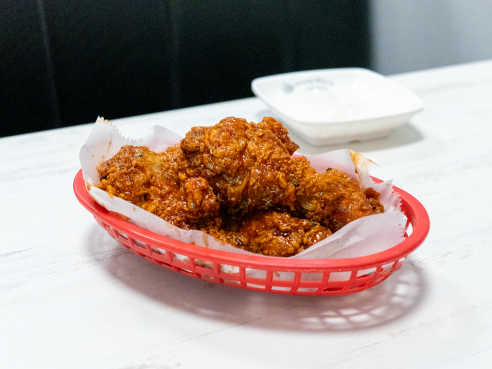 CM Chicken NMB (Choong Man Chicken) 충만치킨 by Tasty Planet