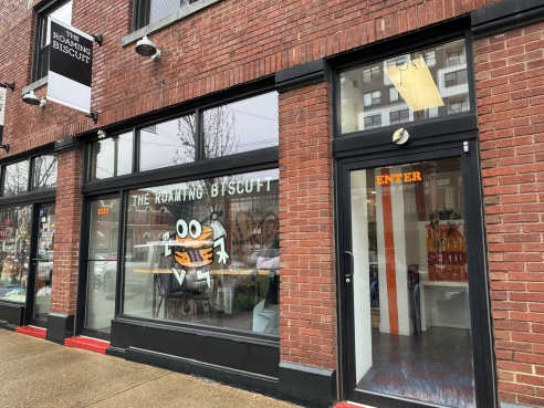 The Roaming biscuit by Kate Bigam Kaput