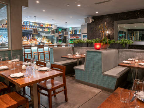 Duemani by Nikki Hausherr