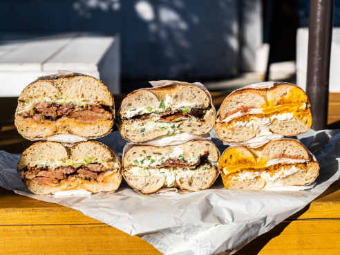 El Bagel by Cleveland Jennings / @eatthecanvasllc