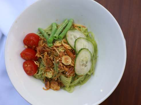 sway thai by Tara Grayless