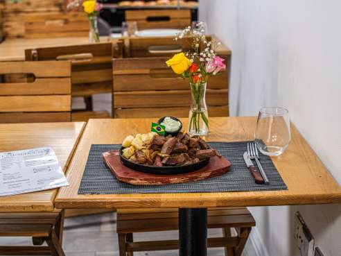 Fine Cut Steakhouse by Aleksandra Boruch