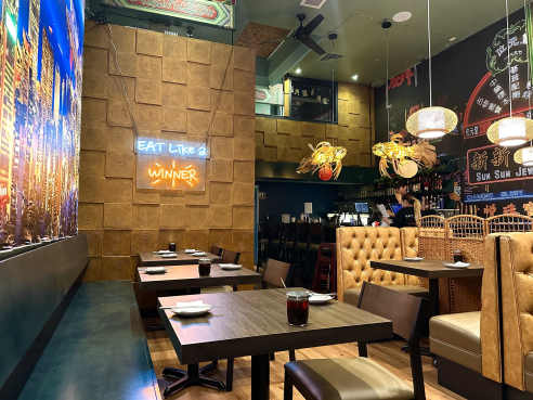 Cheers Hong Kong by Aimee Rizzo