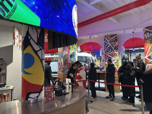 Dave's Hot Chicken by Heidi Lauth Beasley