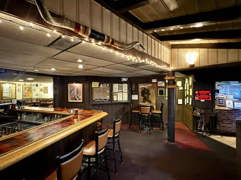 Bob Taylor's Ranch House by Brant Cox