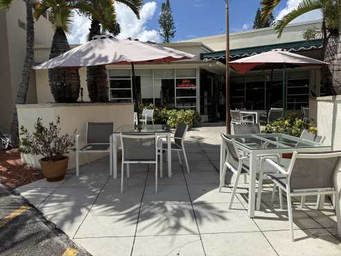 Hole 19 - Scratch Kitchen + Bar by Virginia Otazo