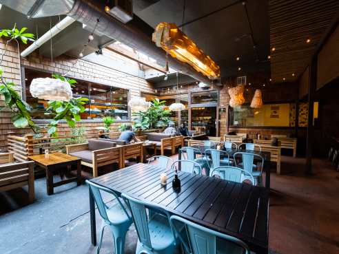 Umi Sake House by Nate Watters