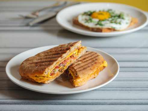 Kala Ghoda Cafe by Vikas Munipalle