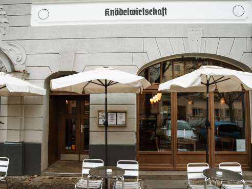 Knödelwirtschaft by Rasa Urnieziute