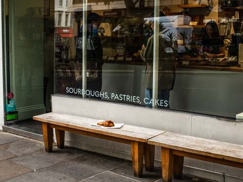 Kuro Bakery by Aleksandra Boruch