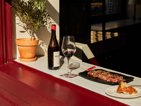 La Esquina by La Esquina