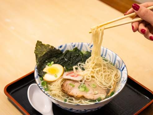 Restaurante Lamen ASKA by Sandro Portaluri