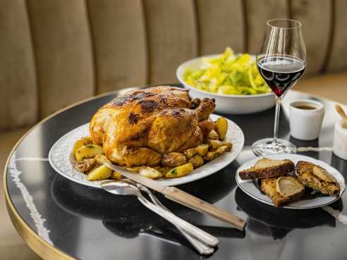 Les Parisiens by Pierre Lucet Penato