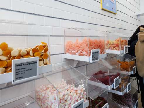 lil sweet treat by Alex Staniloff